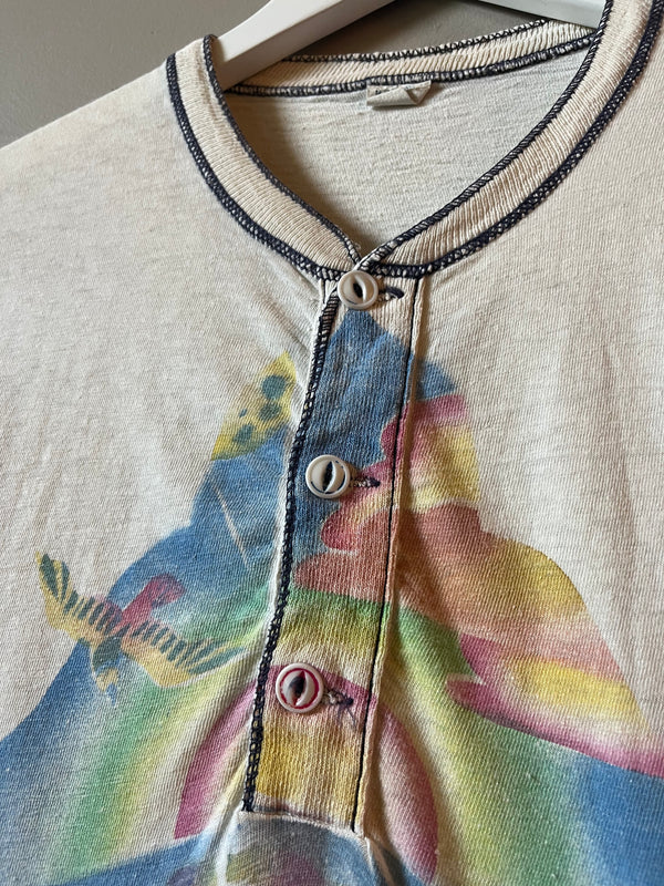 1970s AIRBRUSHED HENLEY